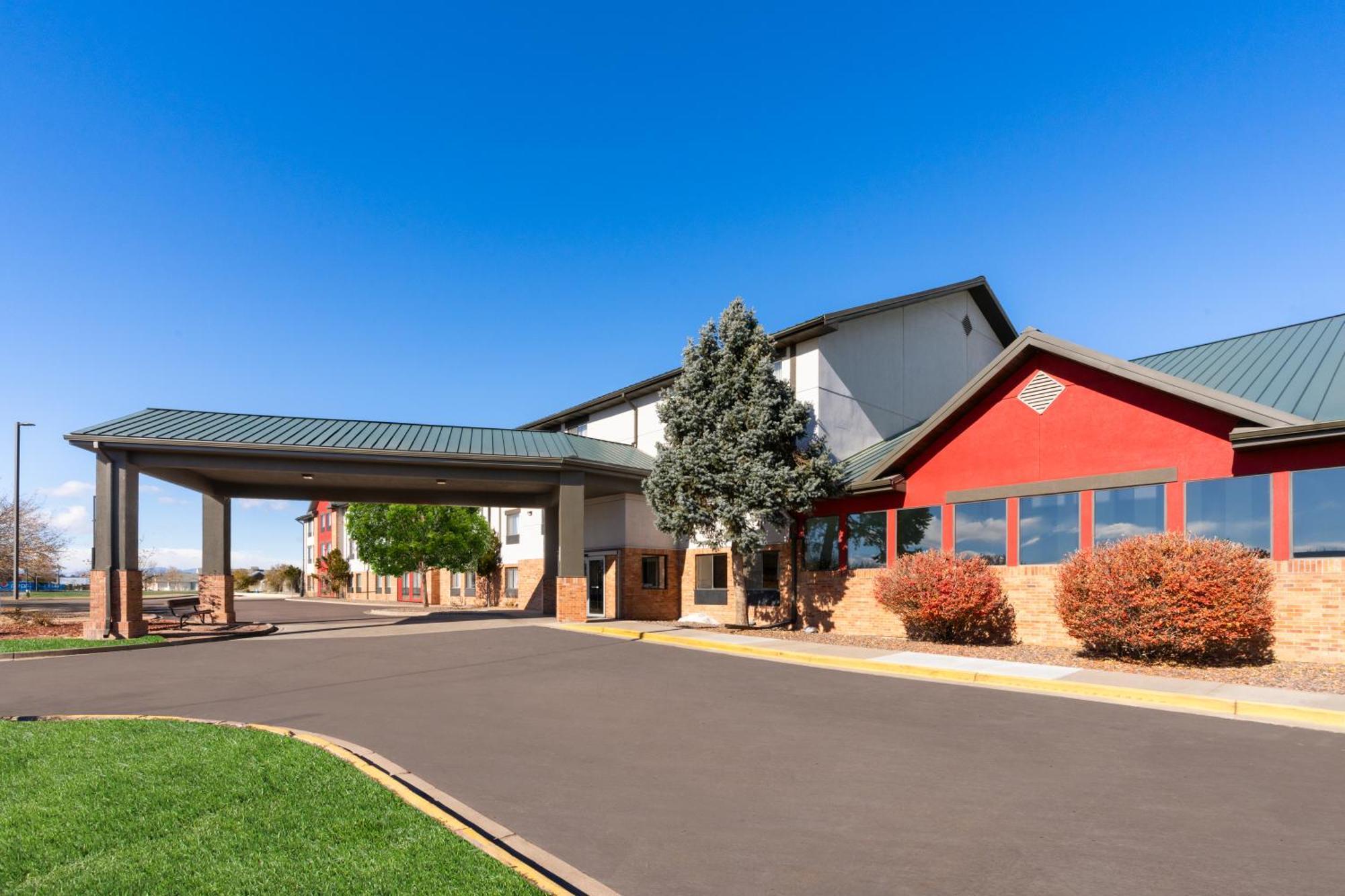 Sylo Hotel Denver Airport, A Ramada By Wyndham Aurora Exterior photo