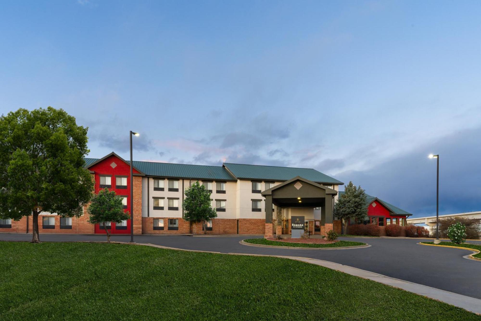 Sylo Hotel Denver Airport, A Ramada By Wyndham Aurora Exterior photo