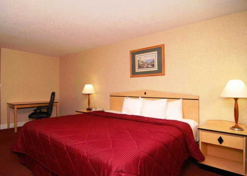 Sylo Hotel Denver Airport, A Ramada By Wyndham Aurora Exterior photo