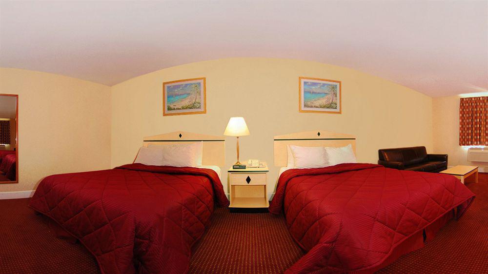 Sylo Hotel Denver Airport, A Ramada By Wyndham Aurora Room photo