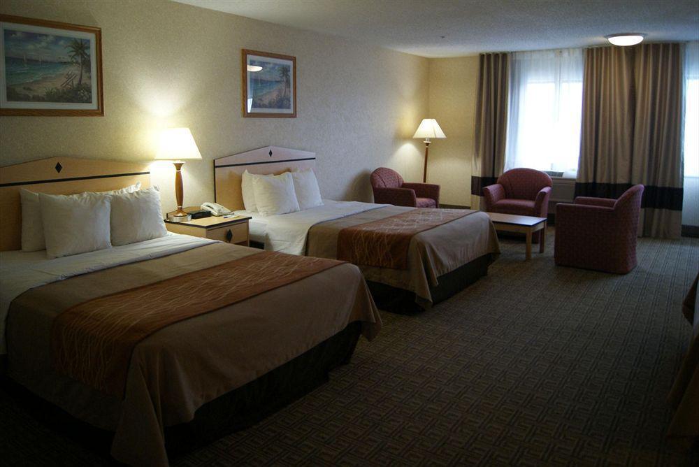 Sylo Hotel Denver Airport, A Ramada By Wyndham Aurora Exterior photo